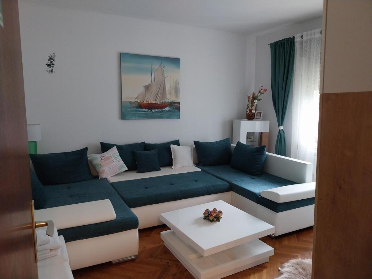 Marina Gloria Apartment Zadvorsko