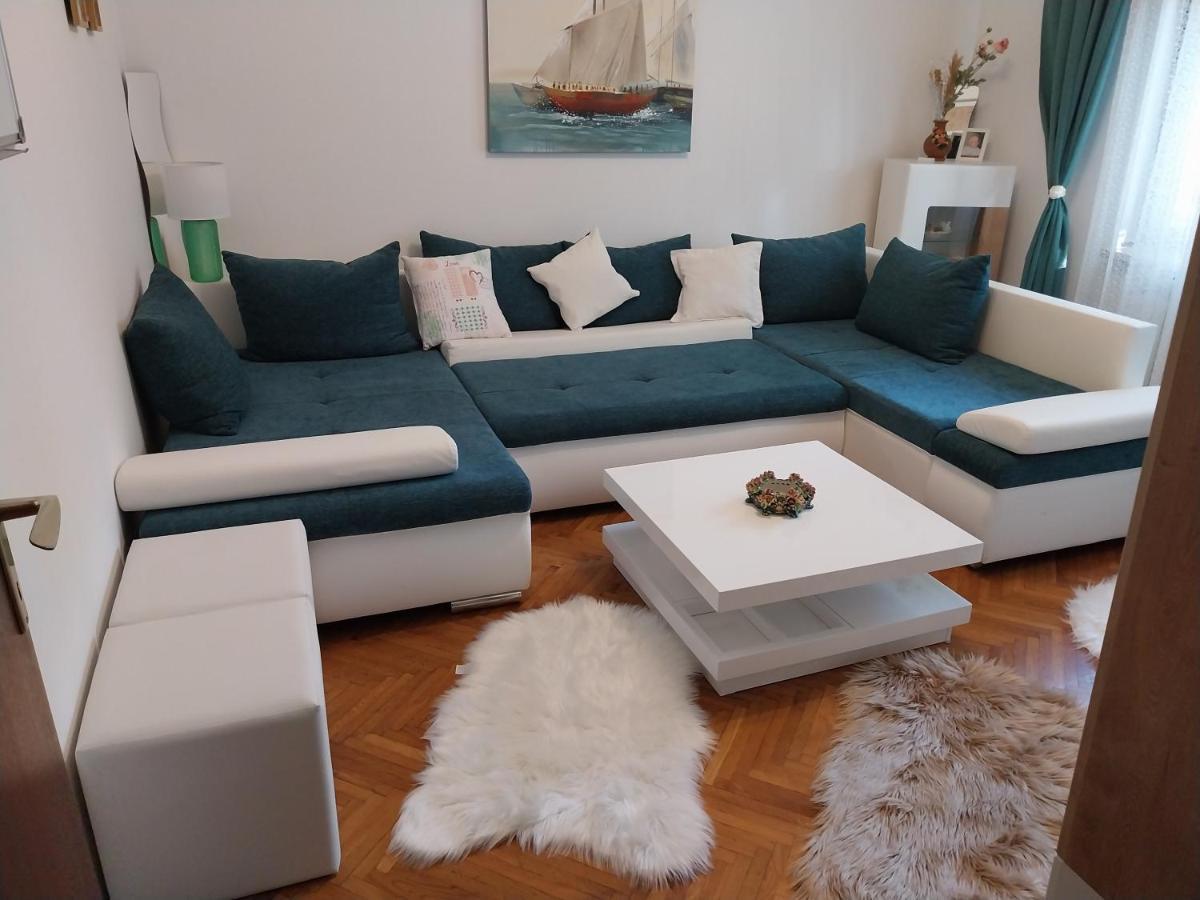 Marina Gloria Apartment